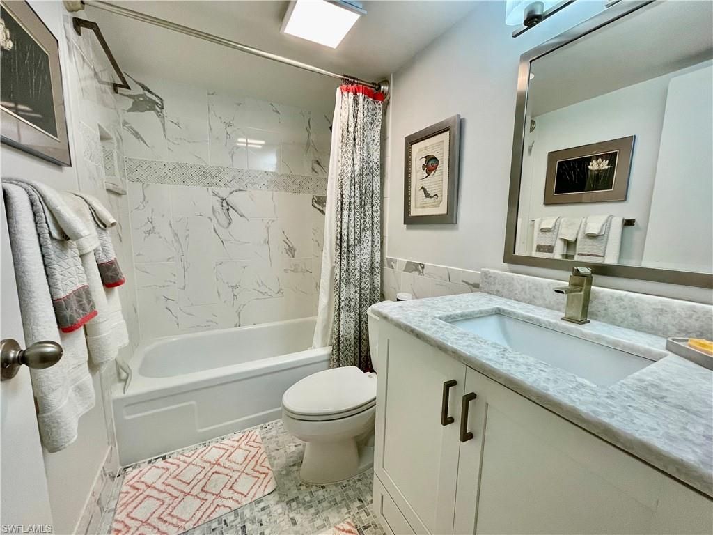 1900 Alamanda Dr, Unit 204, Naples, FL 34102 Photo