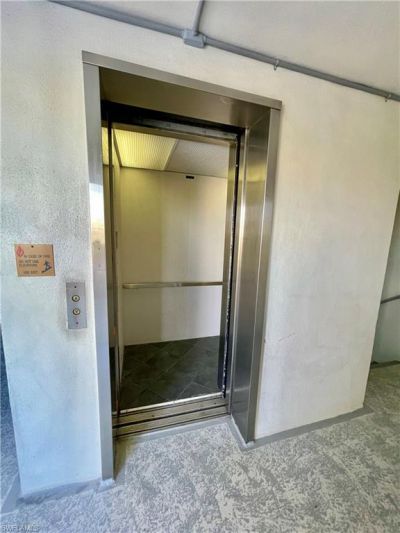 1900 Alamanda Dr, Unit 204, Naples, FL 34102 Photo