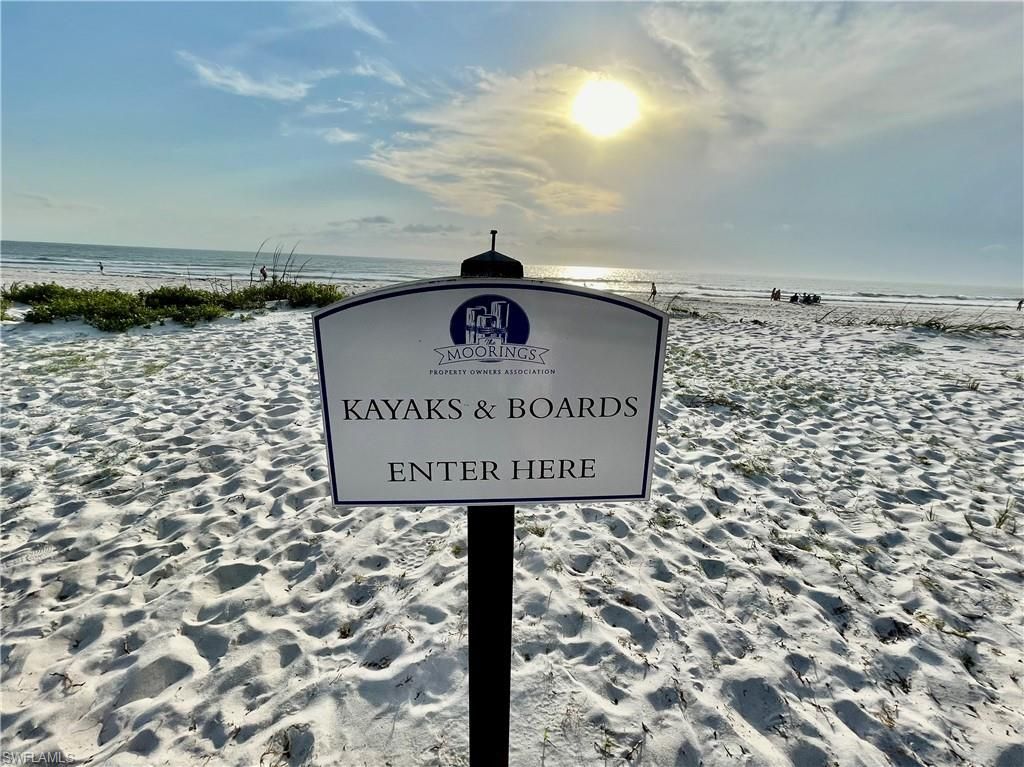 1900 Alamanda Dr, Unit 204, Naples, FL 34102 Photo