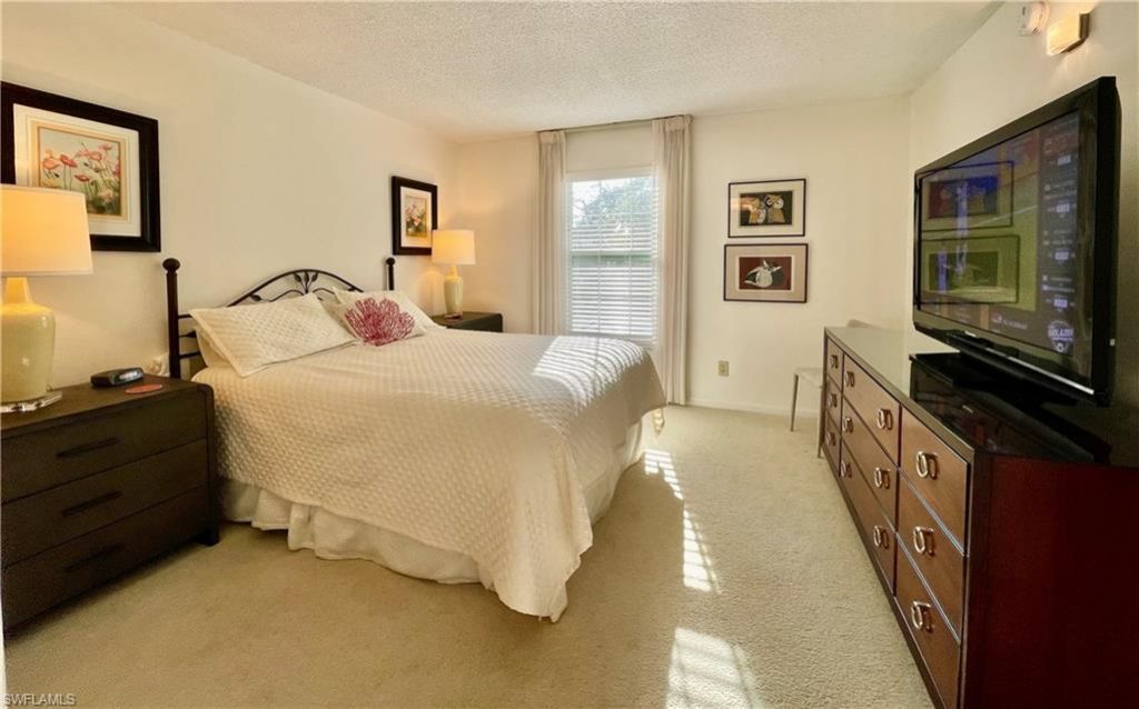 1900 Alamanda Dr, Unit 204, Naples, FL 34102 Photo