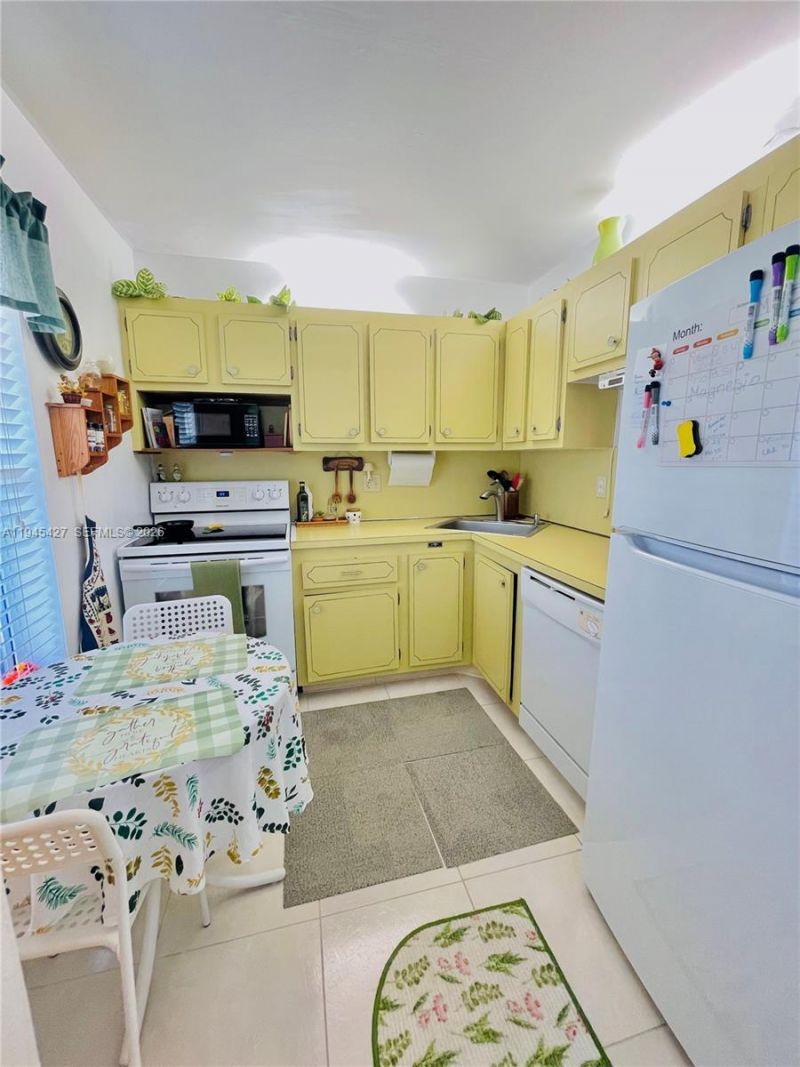 6350 NW 62nd St, Unit 308, Tamarac, FL 33319 Photo