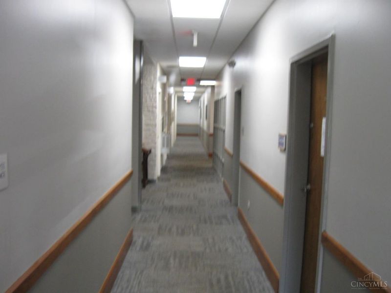 7655 Five Mile Road, Unit 115, Anderson Twp, OH 45230 Photo 3