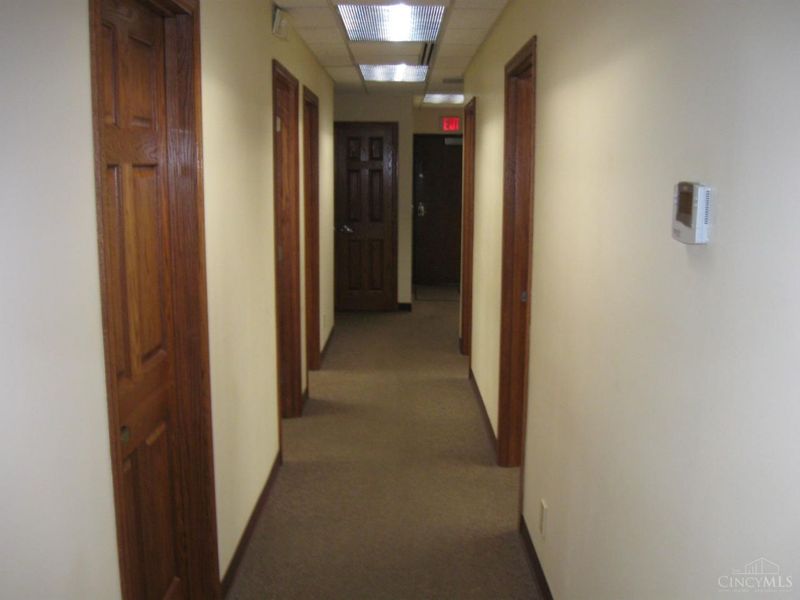7655 Five Mile Road, Unit 115, Anderson Twp, OH 45230 Photo 6