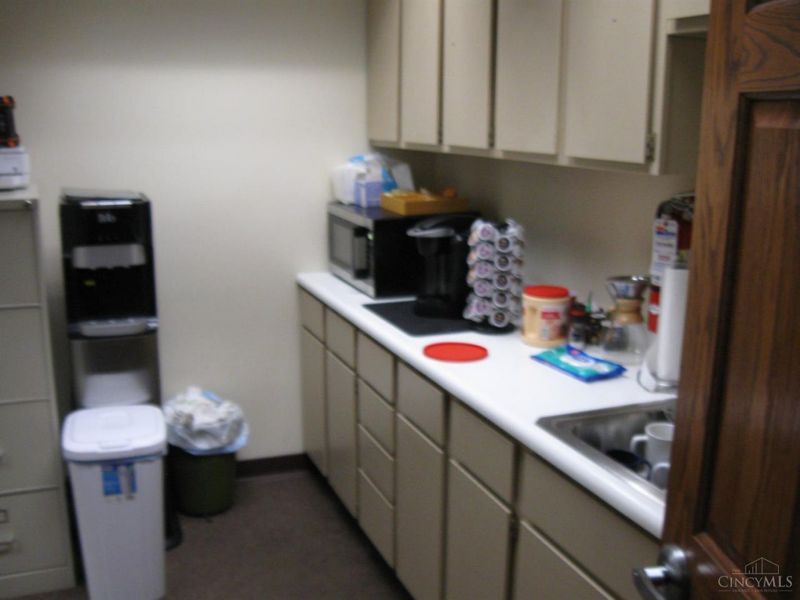 7655 Five Mile Road, Unit 115, Anderson Twp, OH 45230 Photo 7