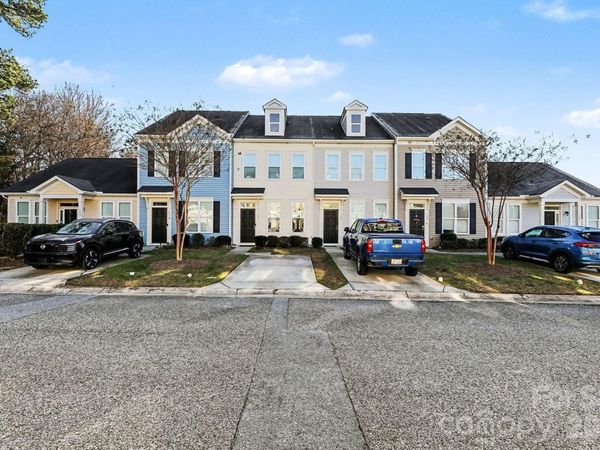 112 N Canyon Ridge Drive, Mount Holly, NC 28120