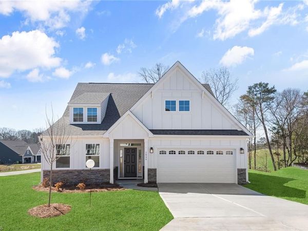 7840 Fairview Garden Trail, Clemmons, NC 27012