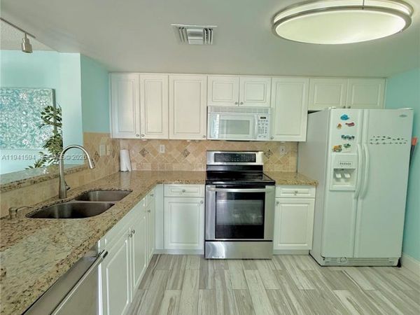 520 SE 5th Ave , Unit 2512, Fort Lauderdale, FL 33301