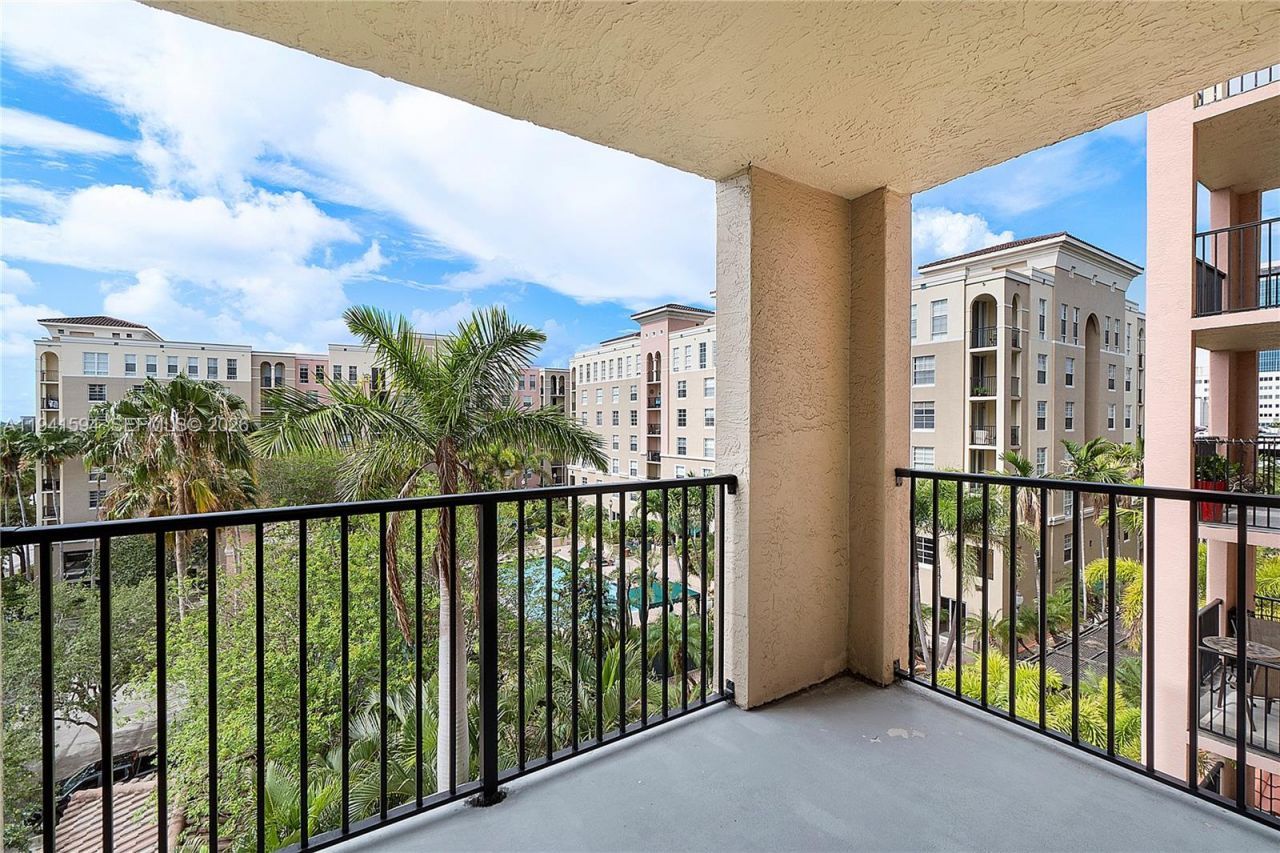 520 SE 5th Ave , Unit 2512, Fort Lauderdale, FL 33301 Photo