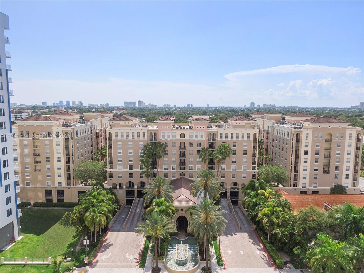 520 SE 5th Ave , Unit 2512, Fort Lauderdale, FL 33301 Photo