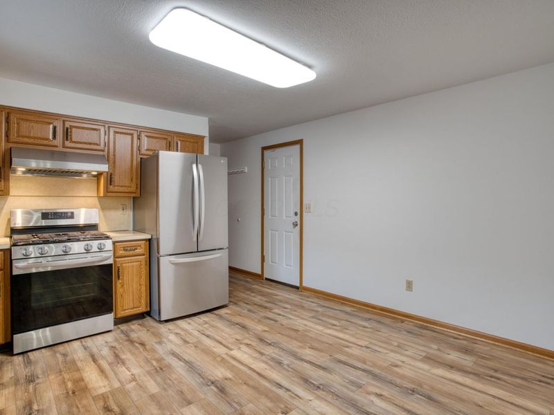 5400 Chestnut Hills Road NE, Newark, OH 43055 Photo 12