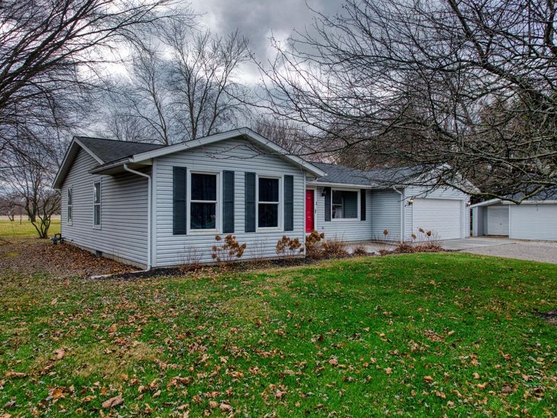 5400 Chestnut Hills Road NE, Newark, OH 43055 Photo 3