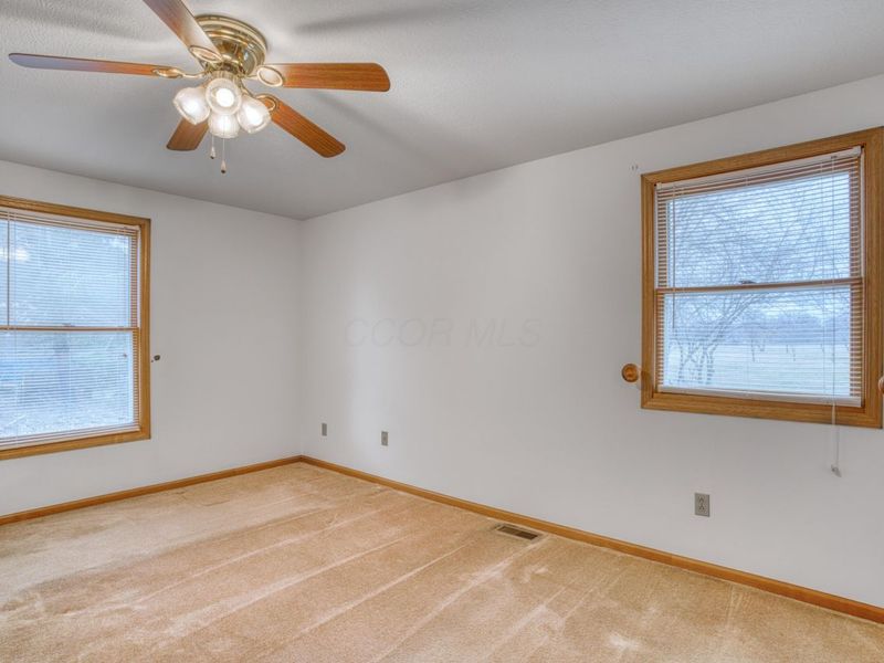 5400 Chestnut Hills Road NE, Newark, OH 43055 Photo 32