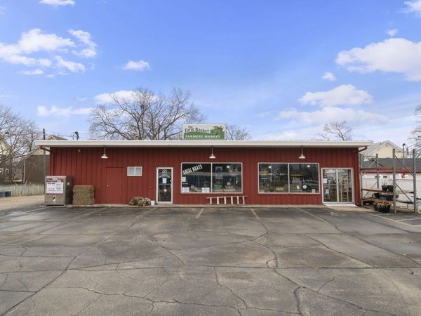 225 W Market Street, Somonauk, IL 60552