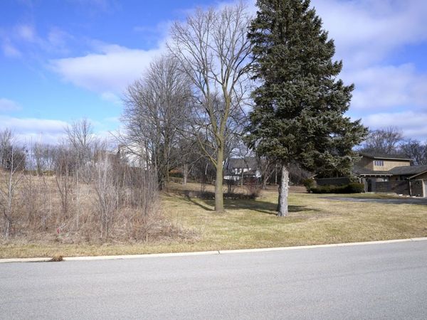 264 Crozier Drive, Grayslake, IL 60030