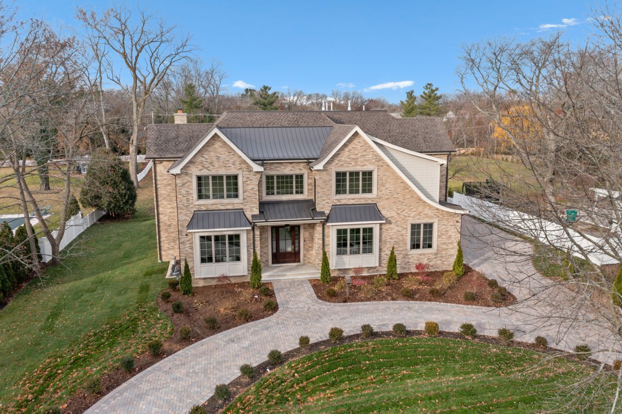 164 Wagner Road, Northfield, IL 60093 Main Photo