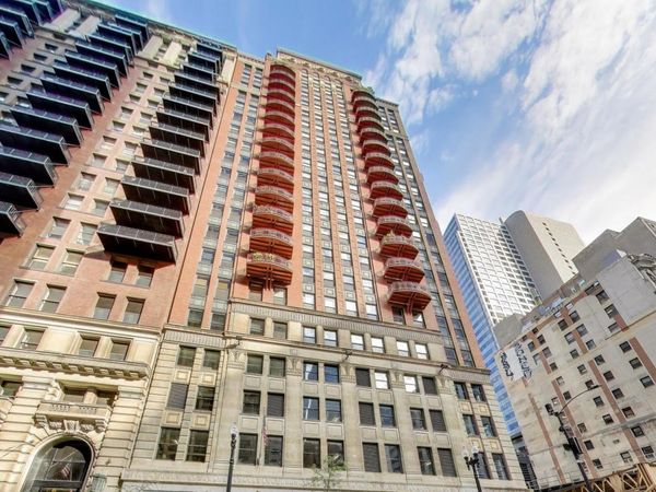 208 W Washington Street, Unit 1913, Chicago, IL 60606