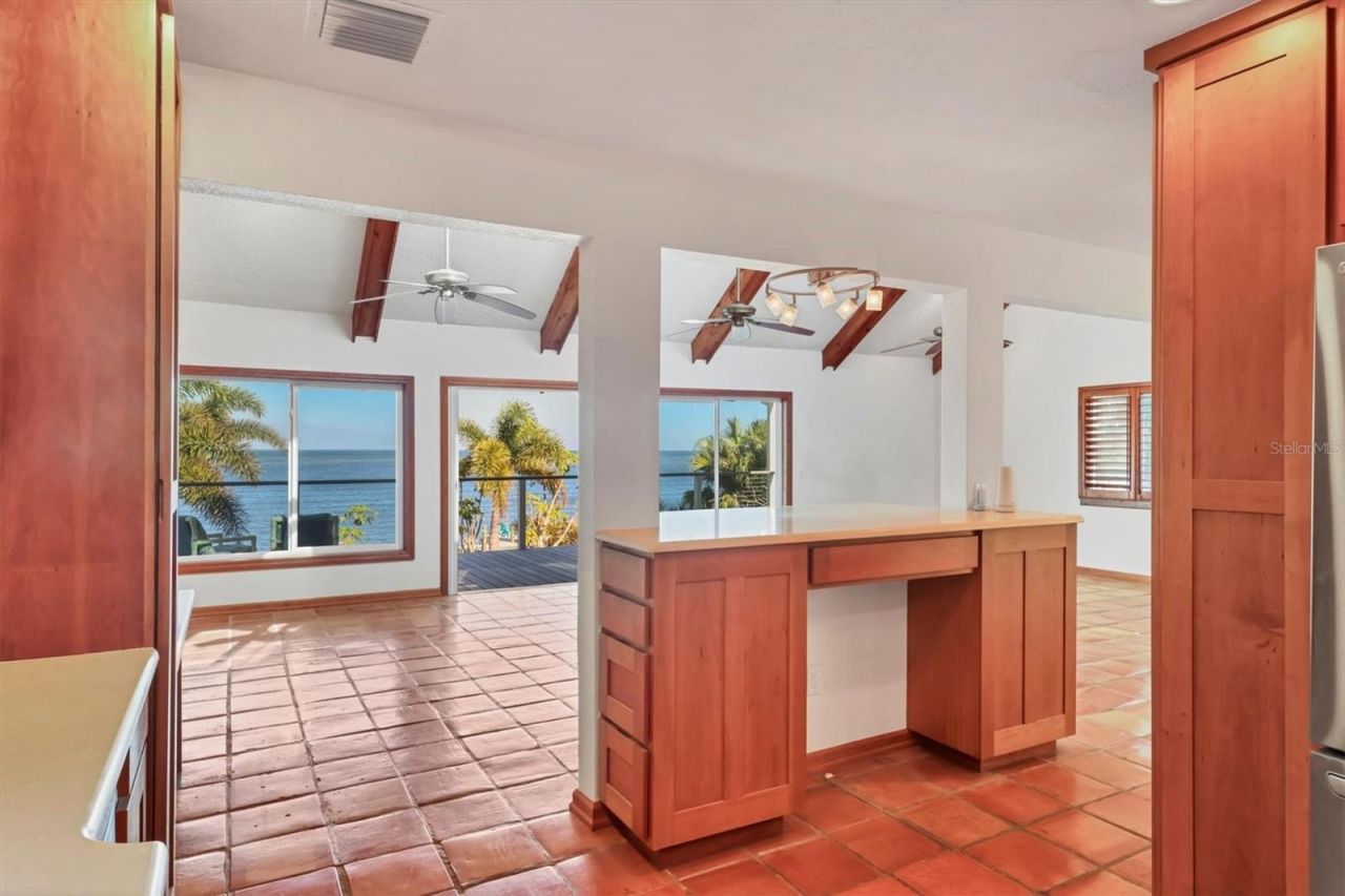 3601 Coquina Key Drive Se, Saint Petersburg, FL 33705 Photo