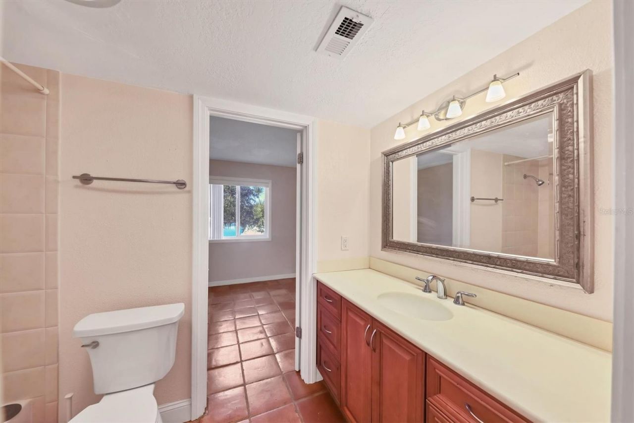 3601 Coquina Key Drive Se, Saint Petersburg, FL 33705 Photo