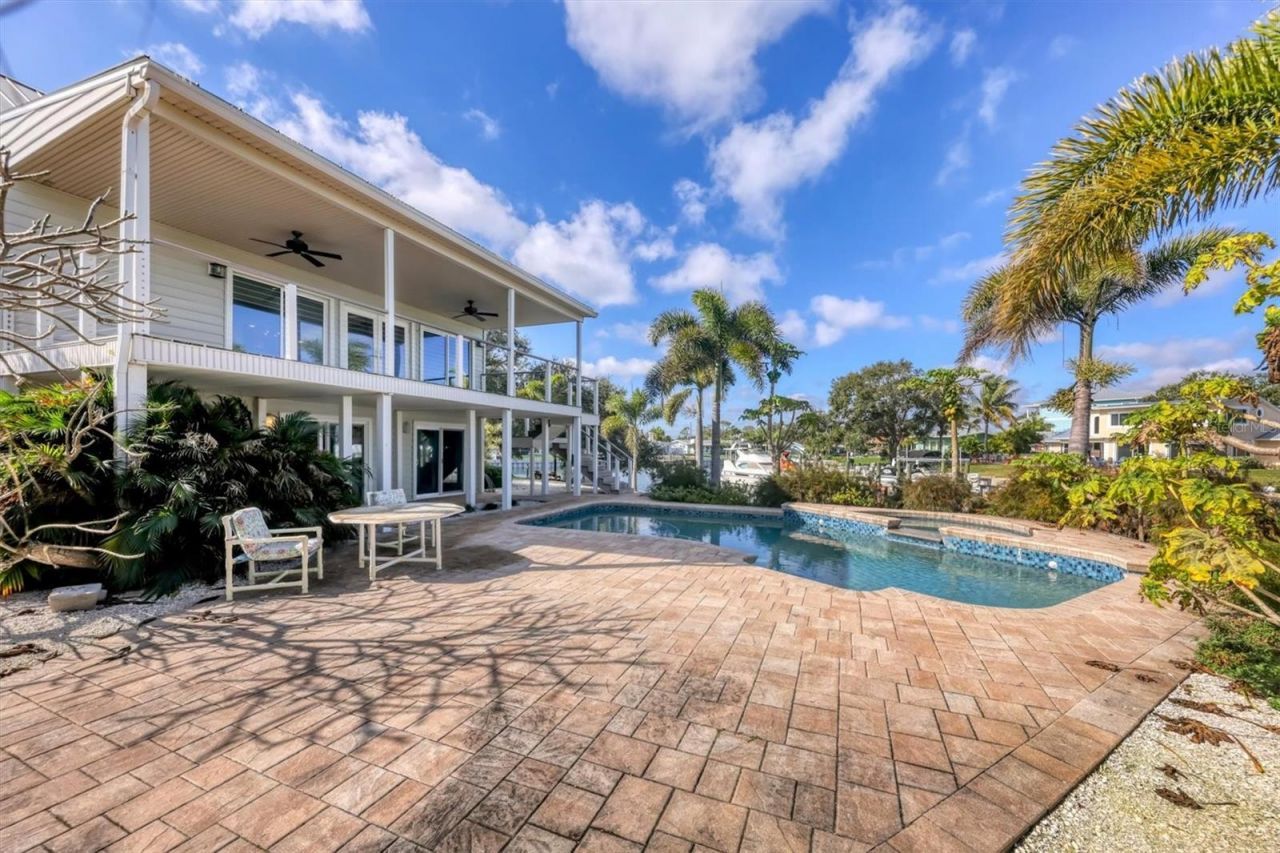 3601 Coquina Key Drive Se, Saint Petersburg, FL 33705 Photo