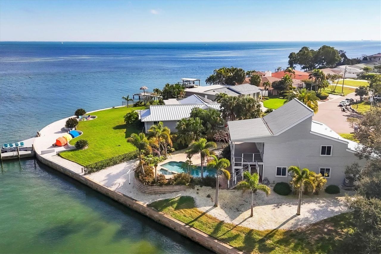 3601 Coquina Key Drive Se, Saint Petersburg, FL 33705 Photo