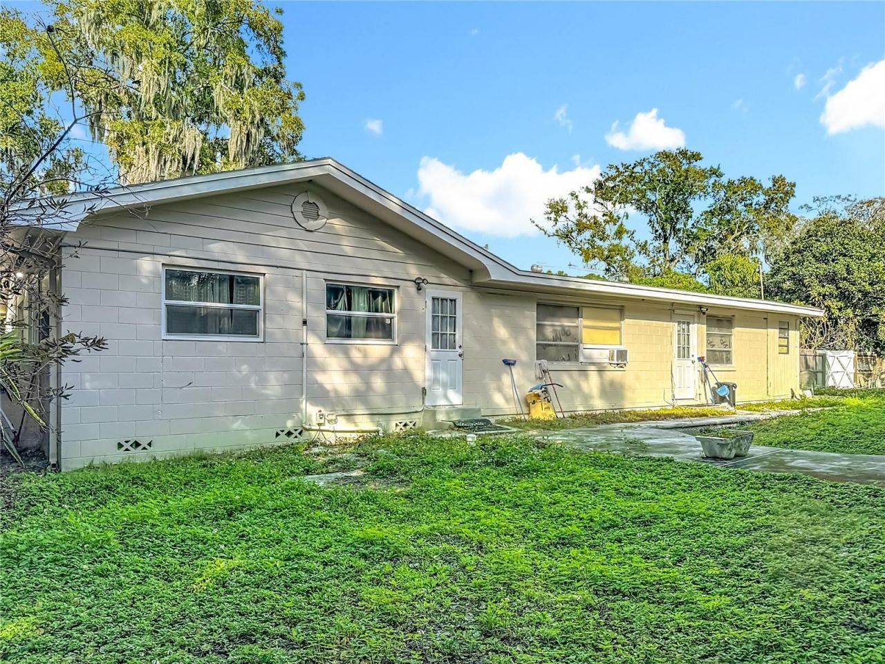 4200 Anderson Road, Orlando, FL 32812 Photo