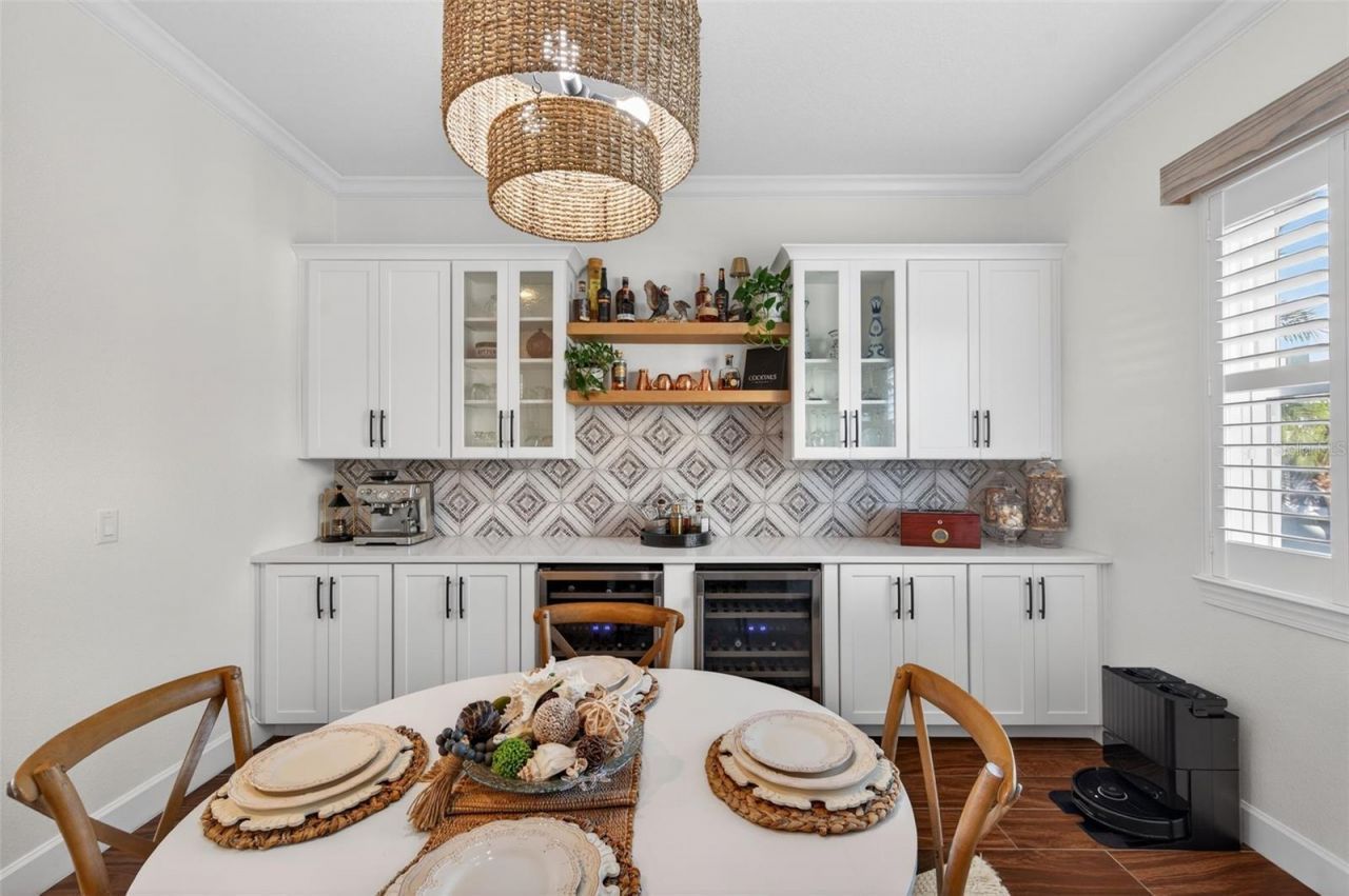 6115 Anchorage Way S, Saint Petersburg, FL 33712 Photo