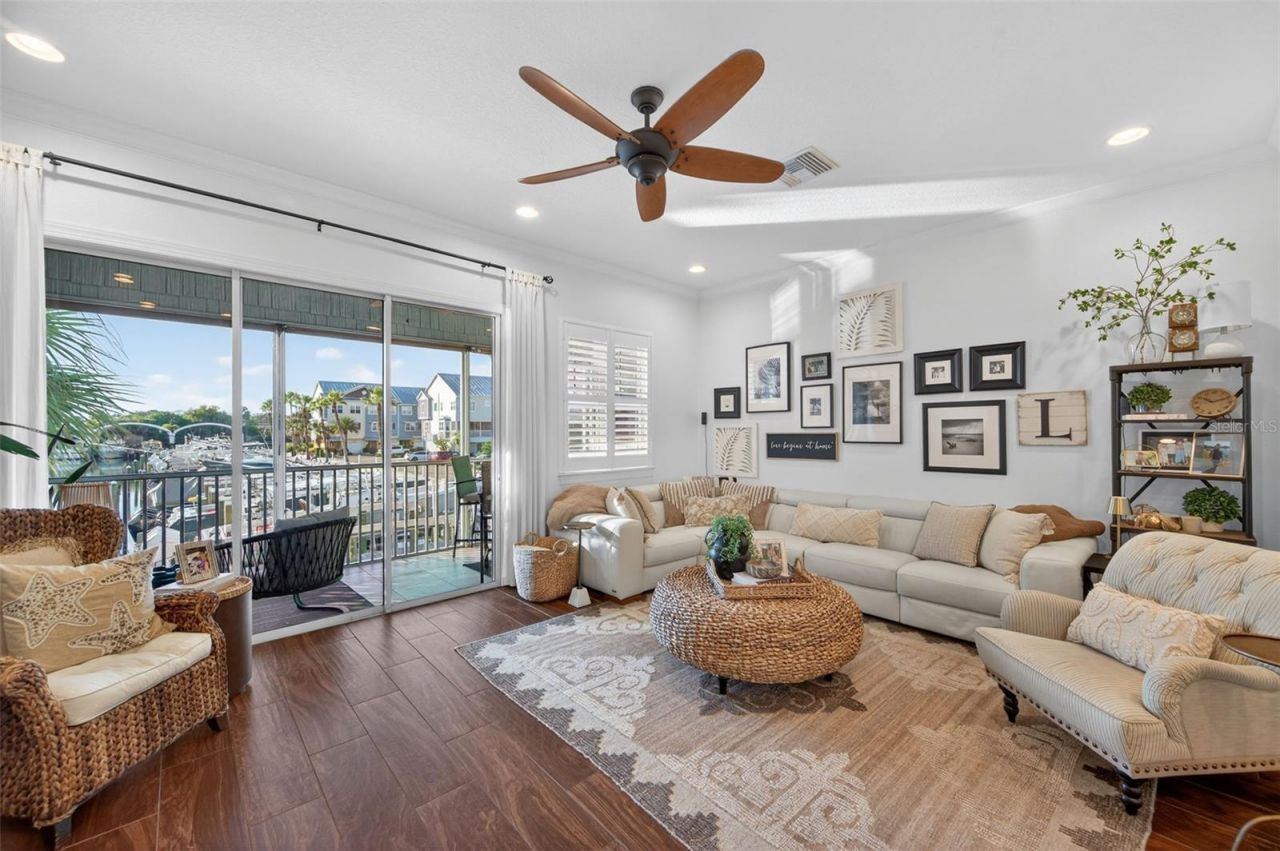 6115 Anchorage Way S, Saint Petersburg, FL 33712 Photo