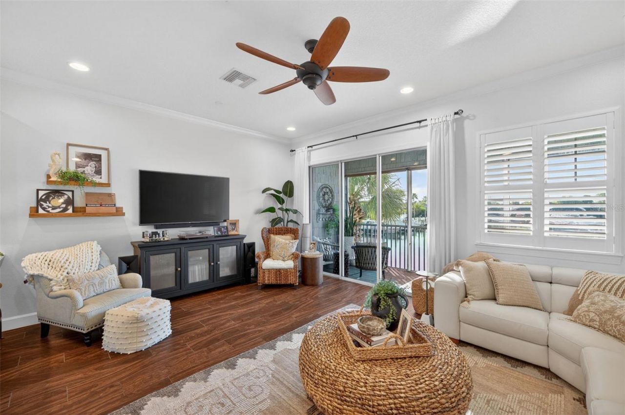 6115 Anchorage Way S, Saint Petersburg, FL 33712 Photo