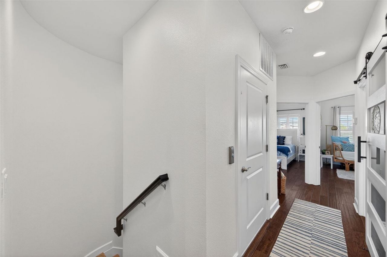 6115 Anchorage Way S, Saint Petersburg, FL 33712 Photo