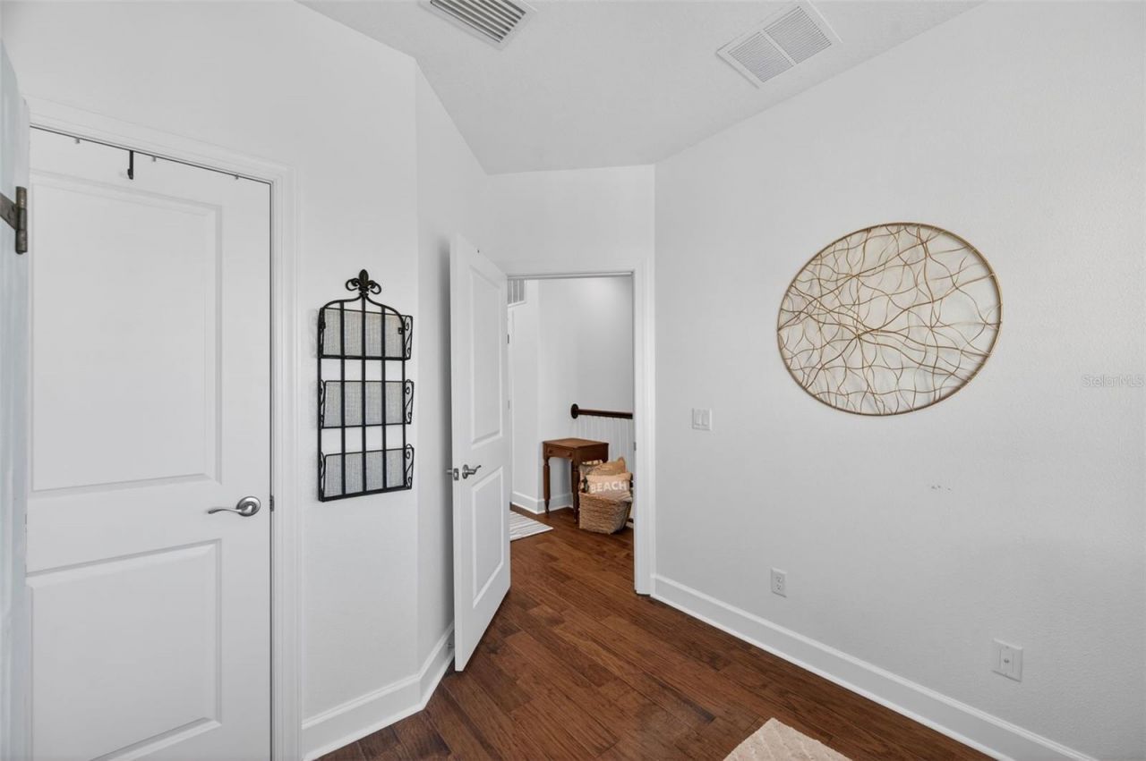 6115 Anchorage Way S, Saint Petersburg, FL 33712 Photo