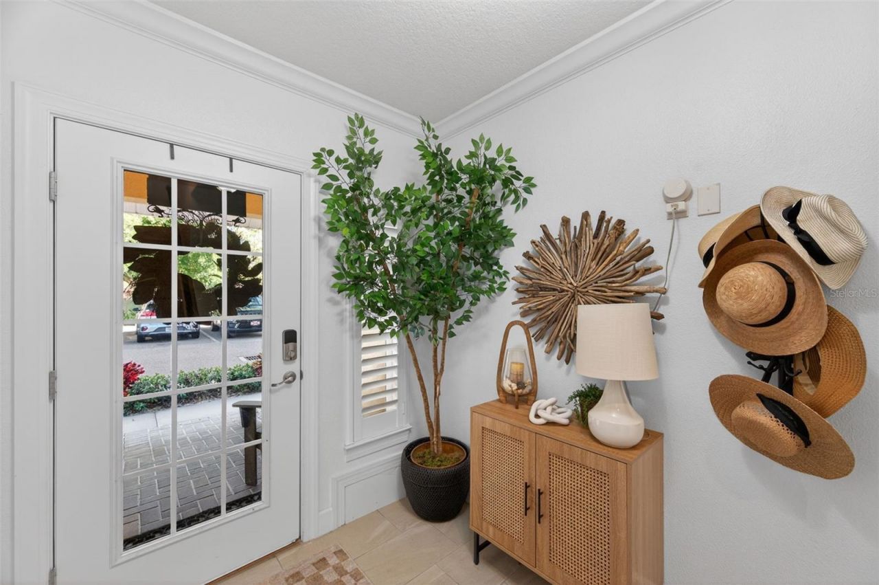 6115 Anchorage Way S, Saint Petersburg, FL 33712 Photo