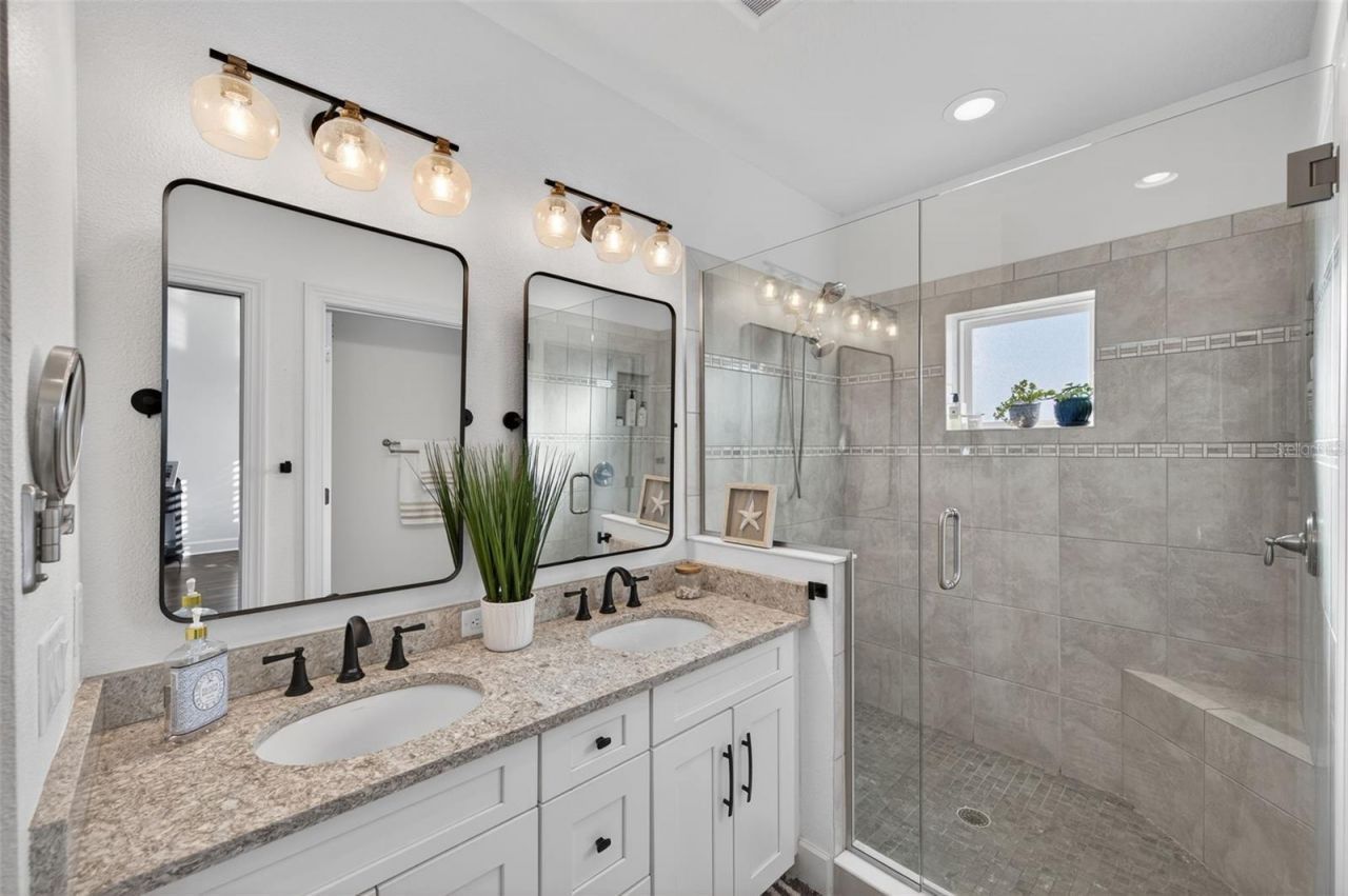 6115 Anchorage Way S, Saint Petersburg, FL 33712 Photo