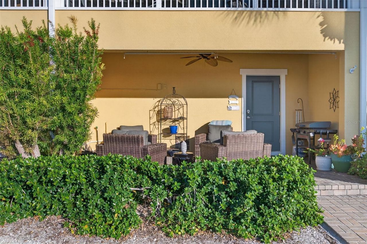 6115 Anchorage Way S, Saint Petersburg, FL 33712 Photo