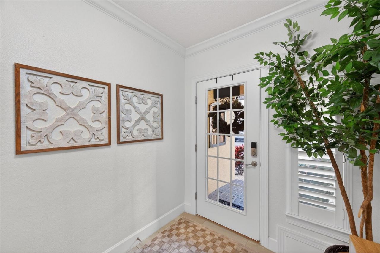 6115 Anchorage Way S, Saint Petersburg, FL 33712 Photo