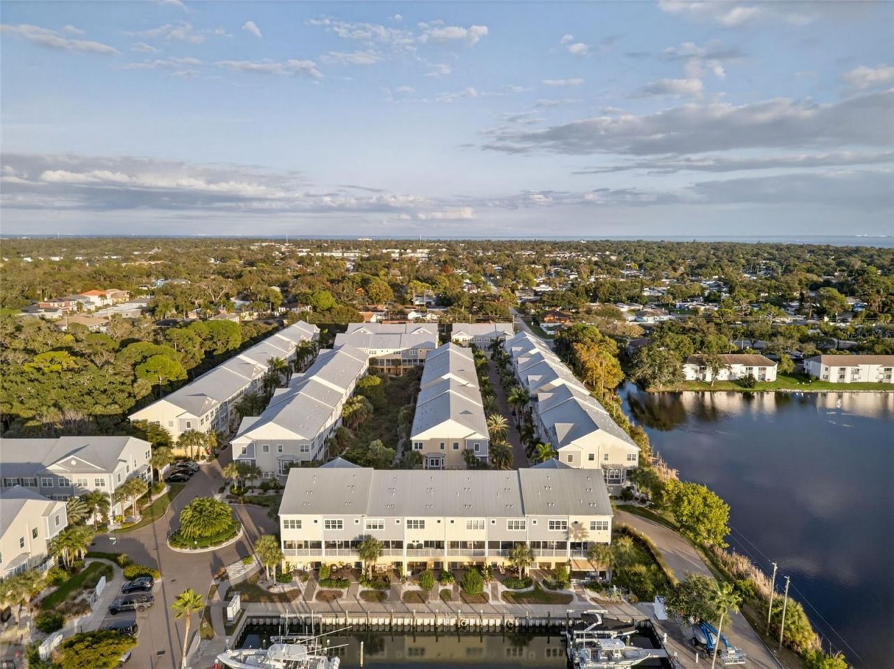 6115 Anchorage Way S, Saint Petersburg, FL 33712 Photo