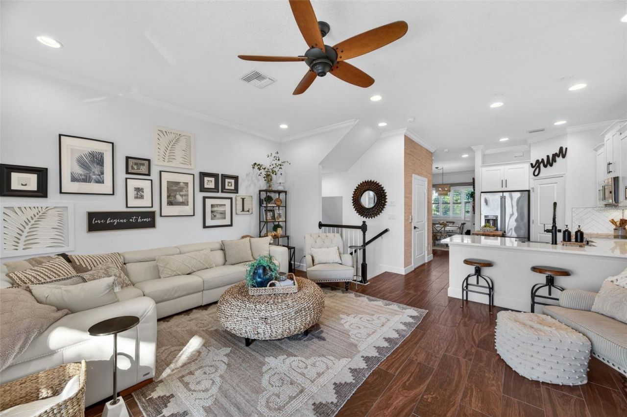 6115 Anchorage Way S, Saint Petersburg, FL 33712 Photo