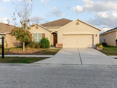 525 SQUIRES GROVE DRIVE, WINTER HAVEN, FL 33880