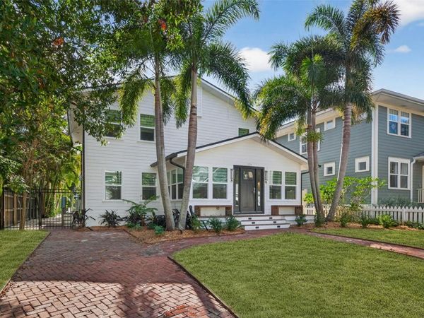 124 19TH AVENUE N, ST PETERSBURG, FL 33704