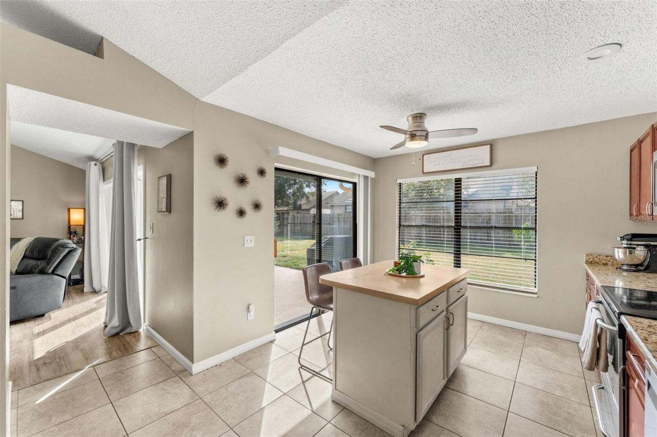 1026 Weaver Drive, Oviedo, FL 32765 Photo