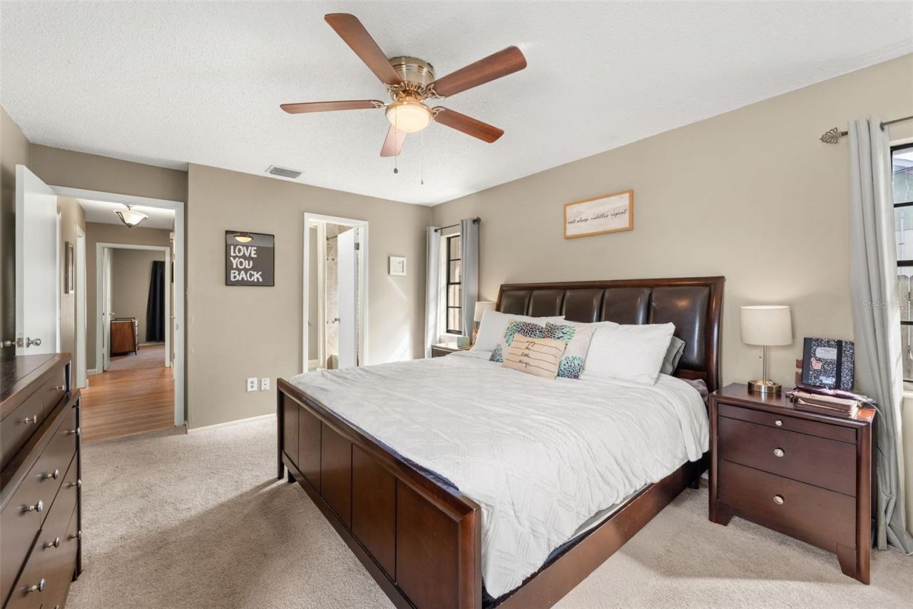 1026 Weaver Drive, Oviedo, FL 32765 Photo