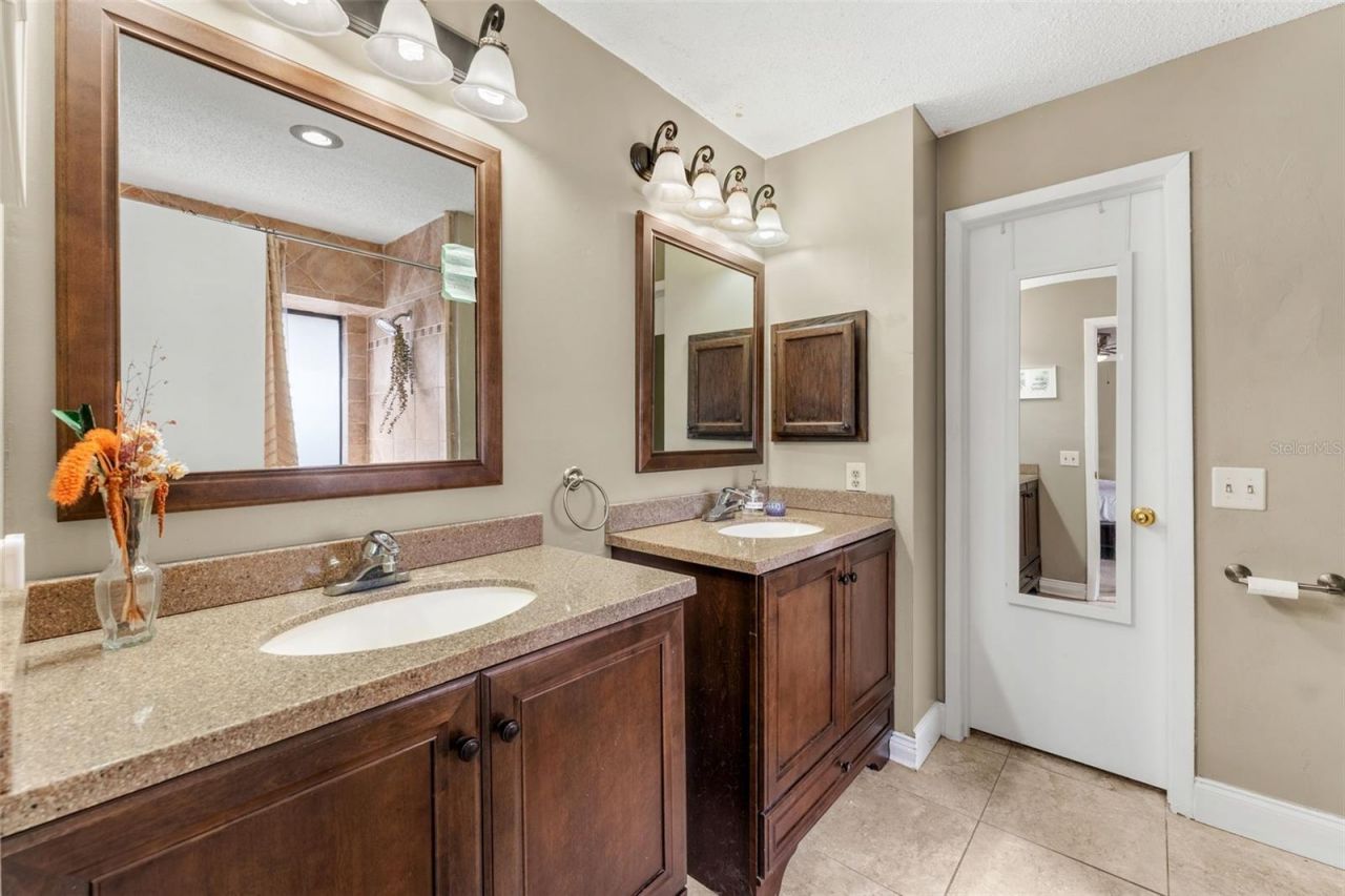 1026 Weaver Drive, Oviedo, FL 32765 Photo