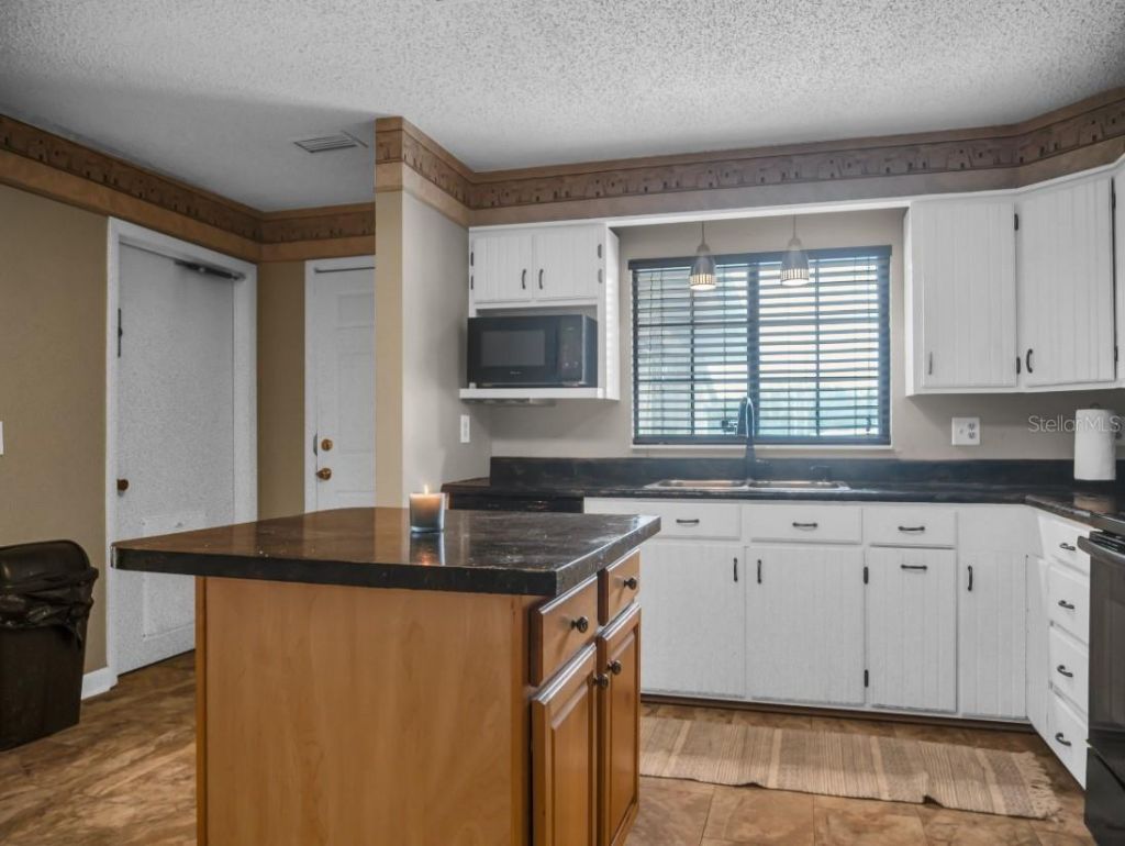 135 Ashley Lake Drive, Melrose, FL 32666 Photo