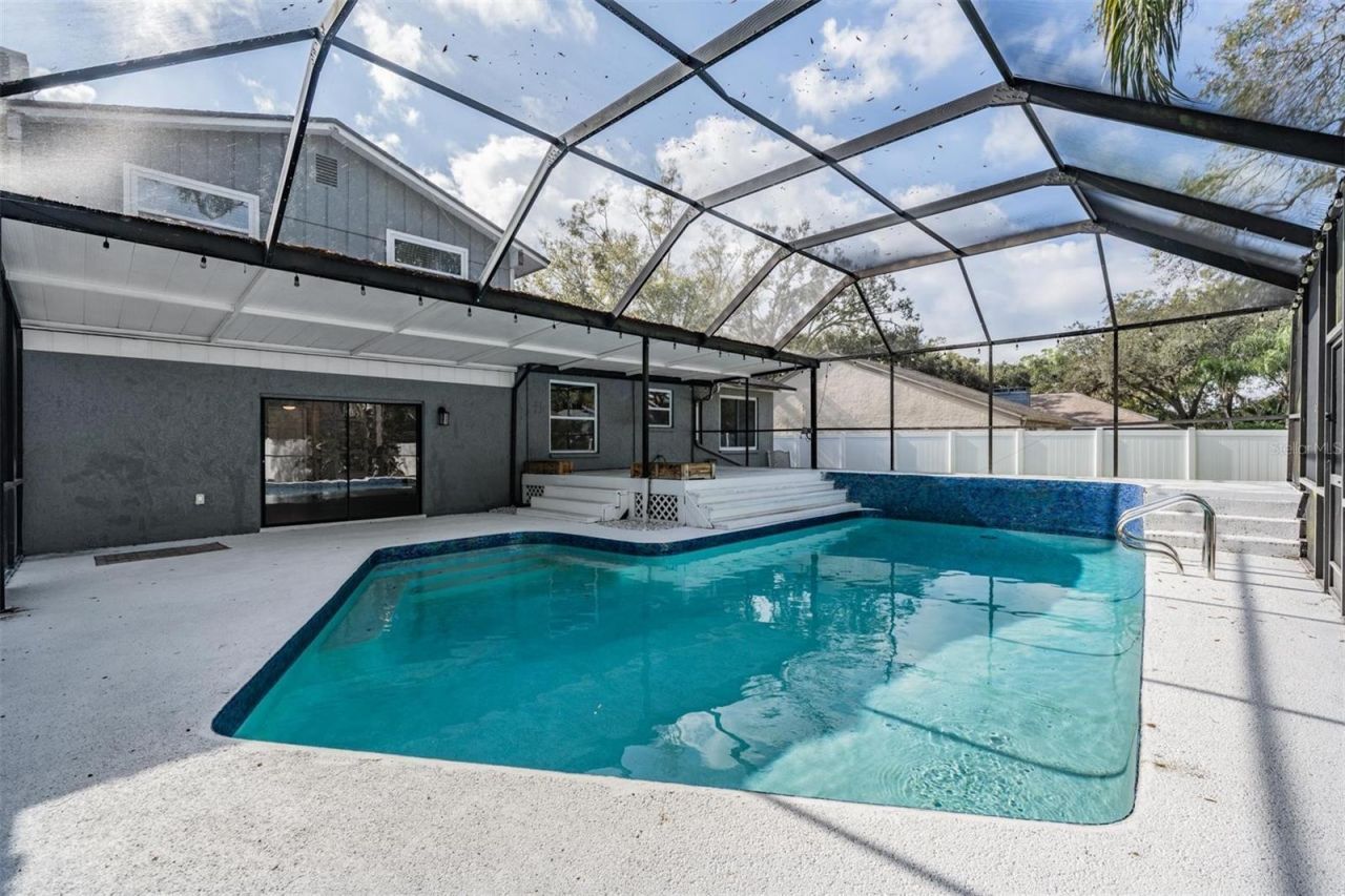 4505 Old Saybrook Avenue, Tampa, FL 33624 Photo