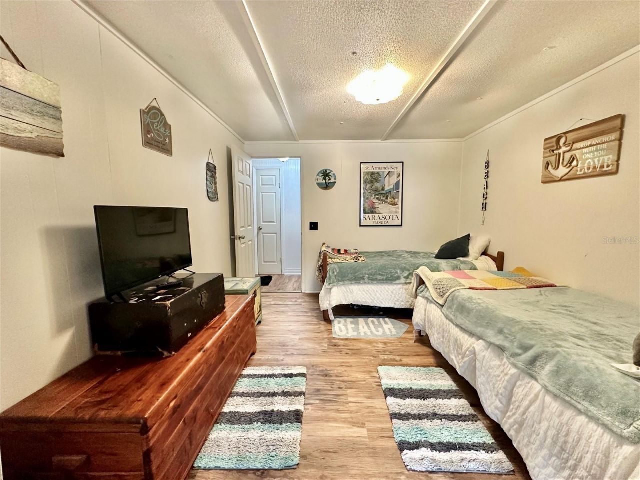 9430 Carolina Way, Fanning Springs, FL 32693 Photo