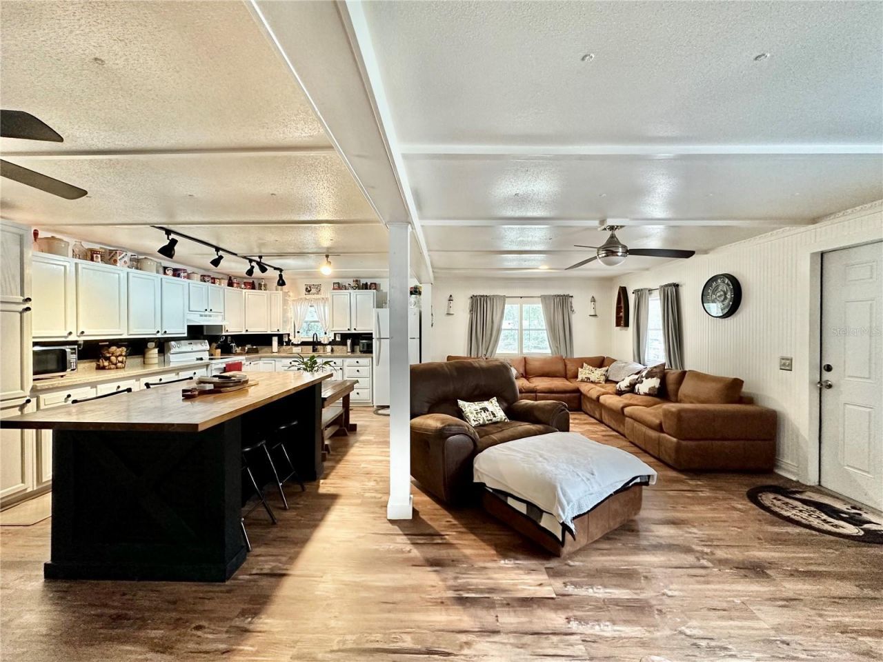 9430 Carolina Way, Fanning Springs, FL 32693 Photo