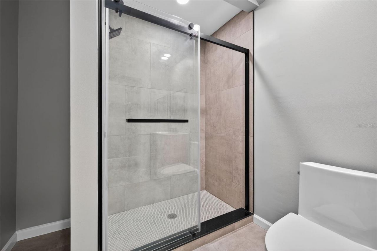 3957 Bearded Oaks Court, Sarasota, FL 34232 Photo