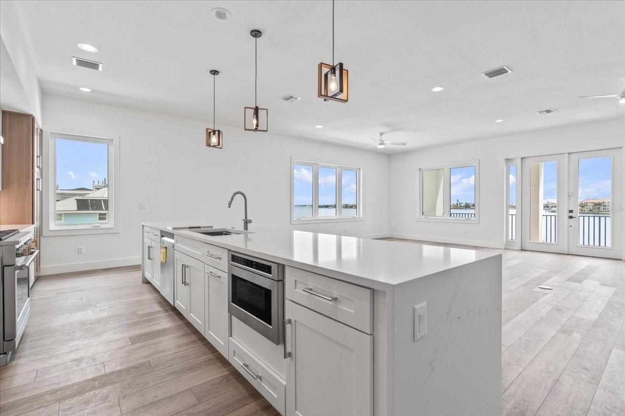 109 Punta Vista Drive, Saint Pete Beach, FL 33706 Photo