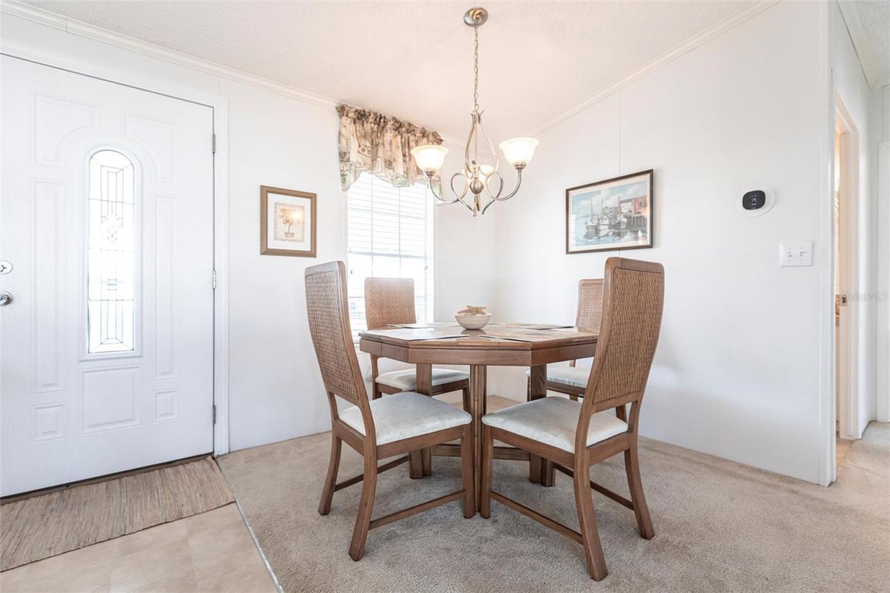 27 N Manatee Loop, Punta Gorda, FL 33950 Photo