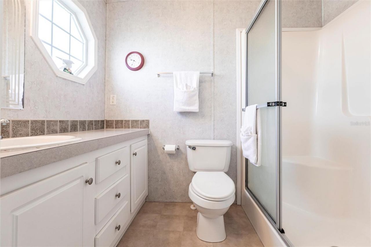 27 N Manatee Loop, Punta Gorda, FL 33950 Photo