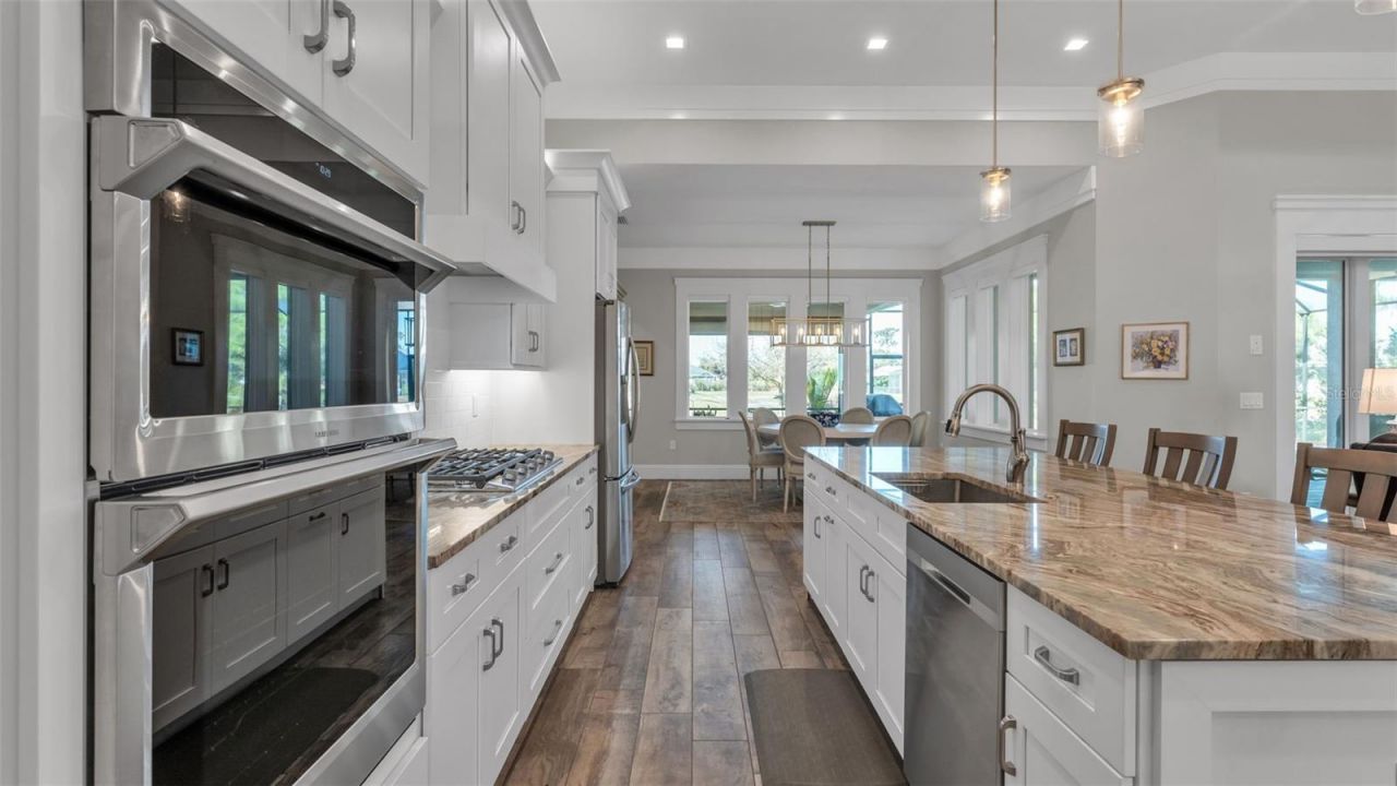 6527 Emerald Woods Lane, Lakeland, FL 33813 Photo